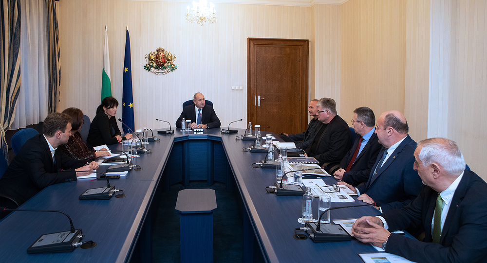 Румен Радев - ректори - среща