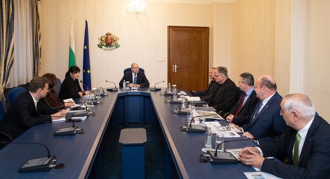 Президентът: Амбициите на България да се утвърждава като енергиен център в региона трябва да се градят и на внедряването на нови иновативни и екологични технологии