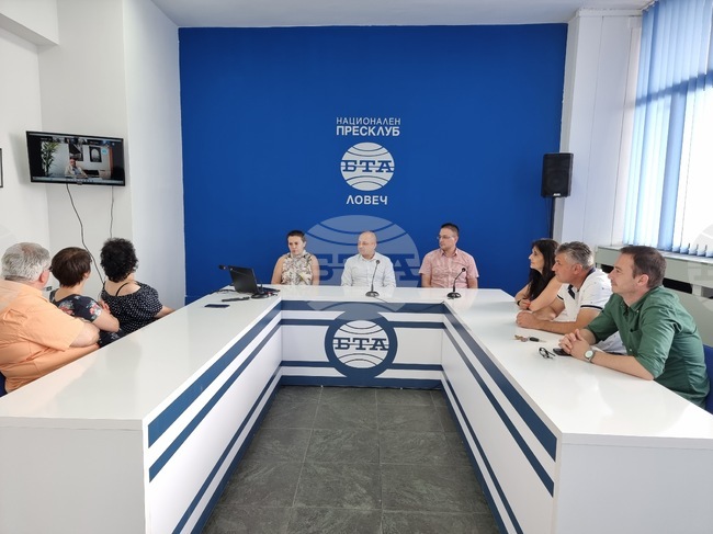 Национален пресклуб на БТА- Ловеч - избори за Европейски парламент - „БТА 24/27 ЕС“