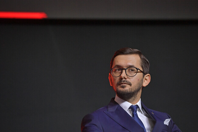 Аджерпрес: Румъния си сътрудничи със „Спейс Екс“, може да изпрати румънец в космоса след по-малко от шест месеца