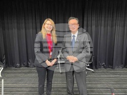 Снимка: пресофис на Цветелина Пенкова - Цветелина Пенкова в Япония