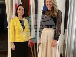 Снимка: пресофис на Цветелина Пенкова - Цветелина Пенкова в Япония