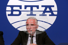 Националния пресклуб на БТА - книга - представяне - Евгений Сачев