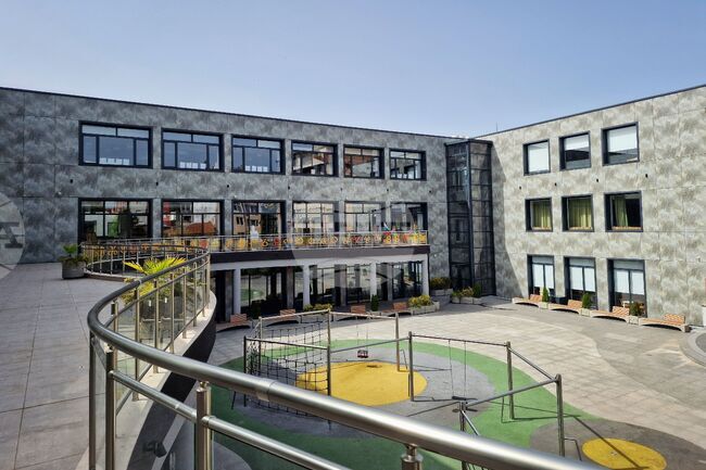 Общинският съвет по наркотични вещества в Бургас организира поредица от срещи, насочени към родители на тийнейджъри