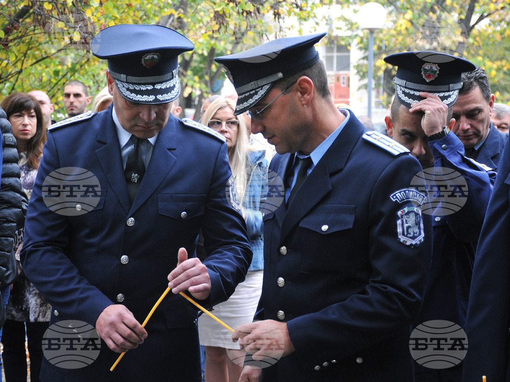 Бургас - Архангеловден - полиция - празник