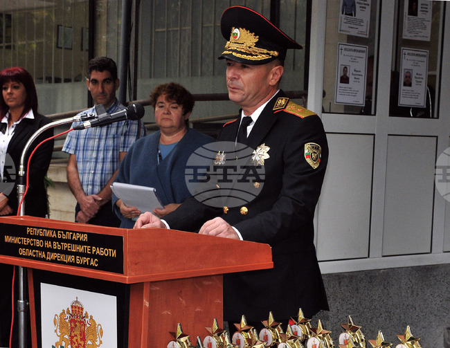 Бургас - Архангеловден - полиция - празник