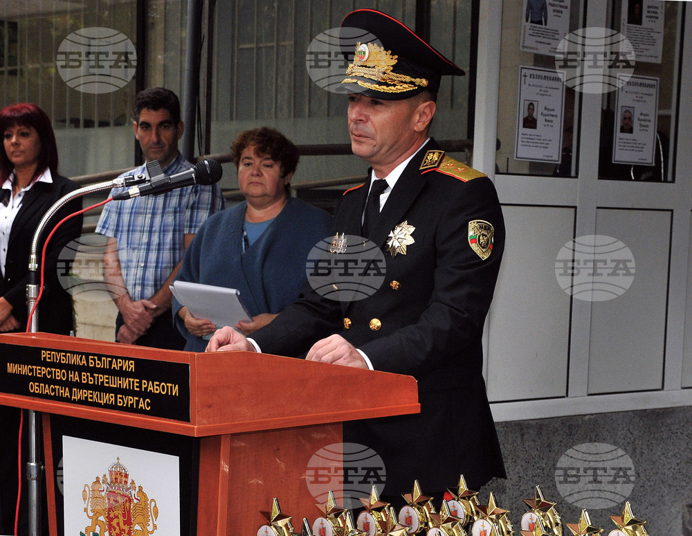 Бургас - Архангеловден - полиция - празник