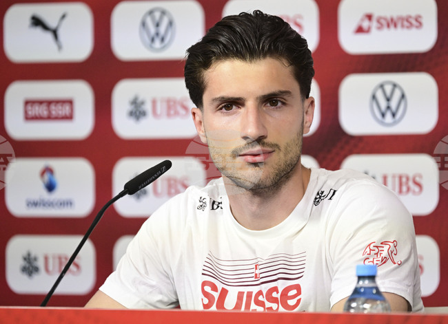 Хайденхайм се подсили със защитник на Щутгарт в битката за оставане в елита