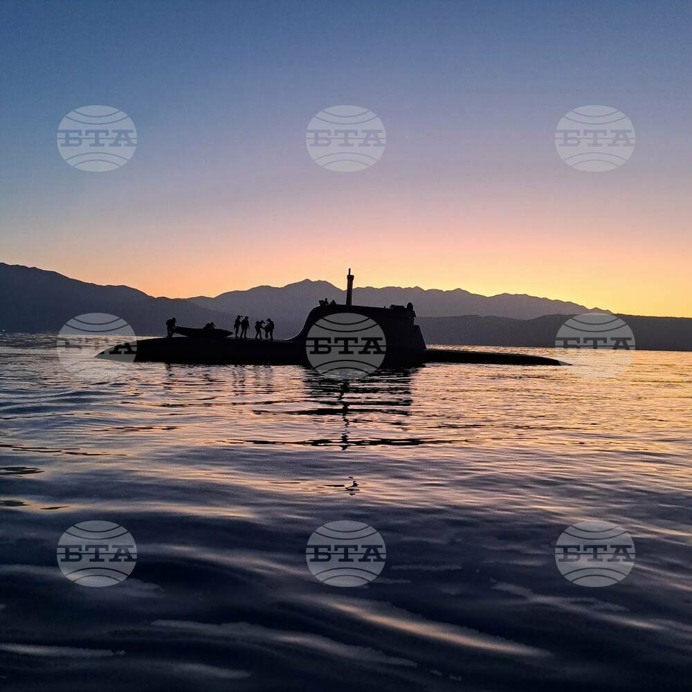 Съвместно учение на гръцките въоръжени сили с подводница на германския флот