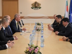 Снимка: Министерство на икономиката и индустрията - Никола Стоянов и ръководството на „Профайн Енерджи ГмбХ