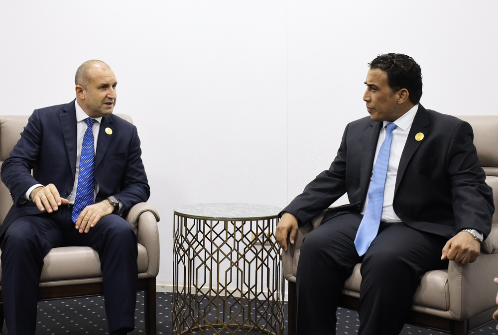 Румен Радев и Мохамед ал-Менфи: България и Либия ще насърчат бизнеса от двете държави за осъществяването на проекти от взаимен интерес