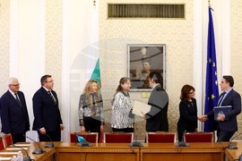 Народно събрание - ГЕРБ-СДС - "Продължаваме Промяната" - среща