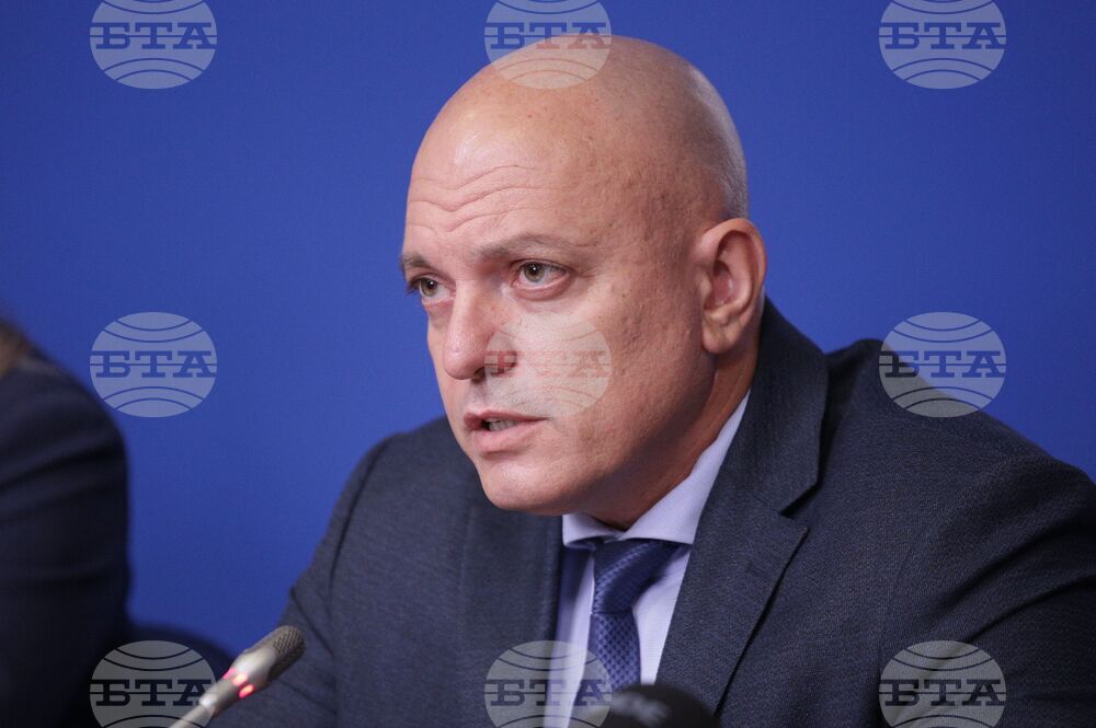 Национален пресклуб на БТА - пресконференция - хартиена бюлетина - Атанас Бояджиев