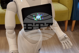 Варна - форум - туризъм - хуманоиден робот