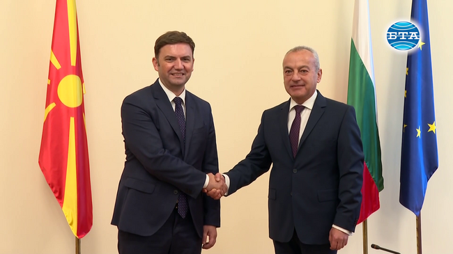 България и Република Северна Македония е важно да следват положителния дневен ред в отношенията си, заяви Гълъб Донев