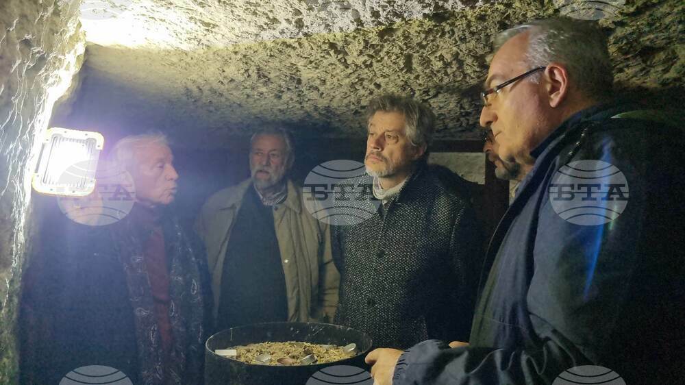 Село Крепча - Международен форум за кирилицата - Скален манастир