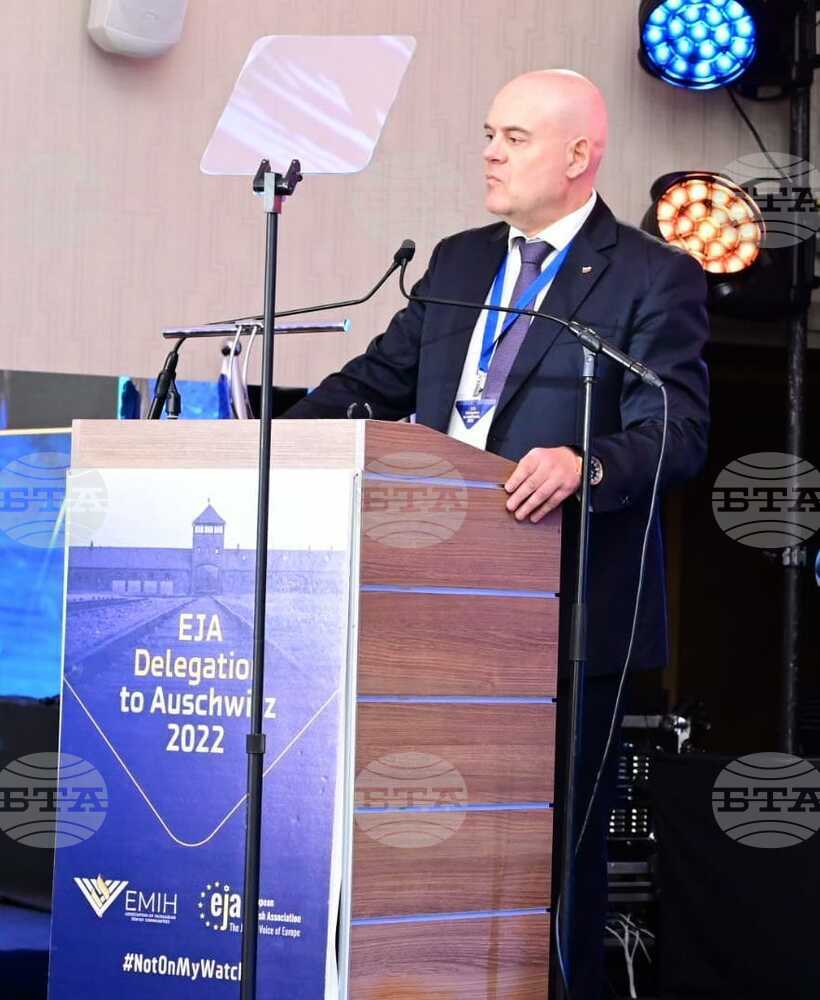 И днес наблюдаваме възраждане на езика на омразата и нарастване на антисемитизма, каза главният прокурор Иван Гешев