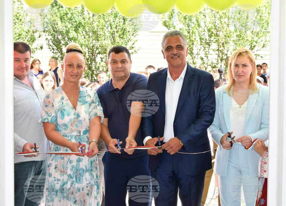 Нов физкултурен салон откриха в училище „Св. Климент Охридски“ в Скутаре
