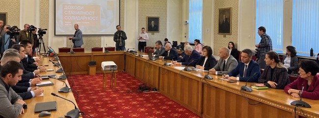 Корнелия Нинова: Има или няма правителство - трябва да има бюджет за хората и икономиката