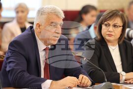Парламент - БСП - Продължаваме Промяната - бюджет - среща
