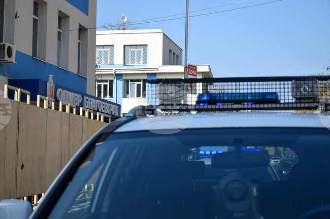 Мъж на 31 години от Стара Загора е задържан за отнемане на чужд автомобил в Банско, съобщиха от полицията