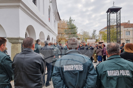 Елхово - поклонение - граничен полицай