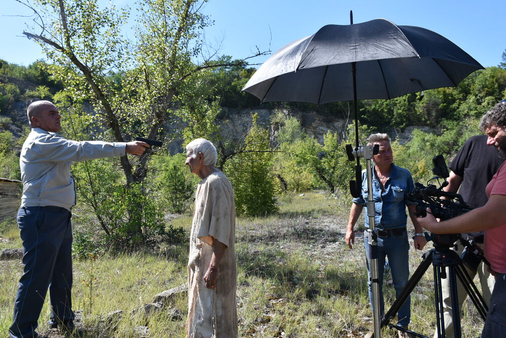 Готов е тийзърът  на новия филм „Слънчев бряг – експрес към ада“