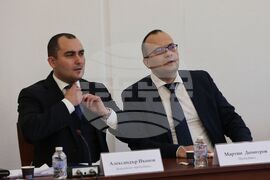 Парламент - Комисия по икономическа политика и иновации