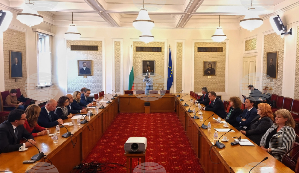 Парламент - ГЕРБ - ВКС - ВАС - среща