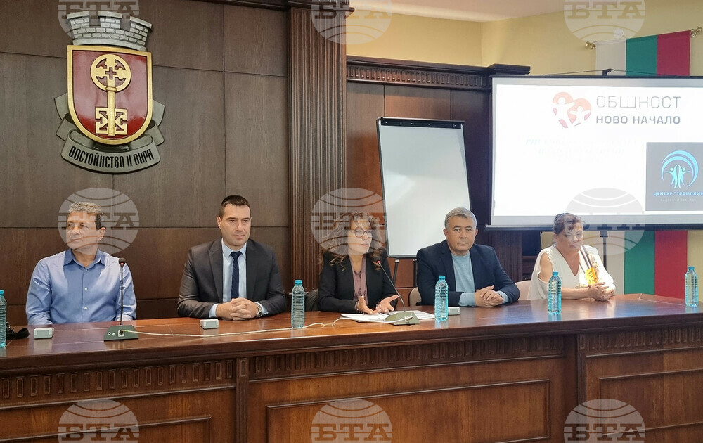 С нови инициативи се възобновява правно-образователната програма за ученици в Хасково