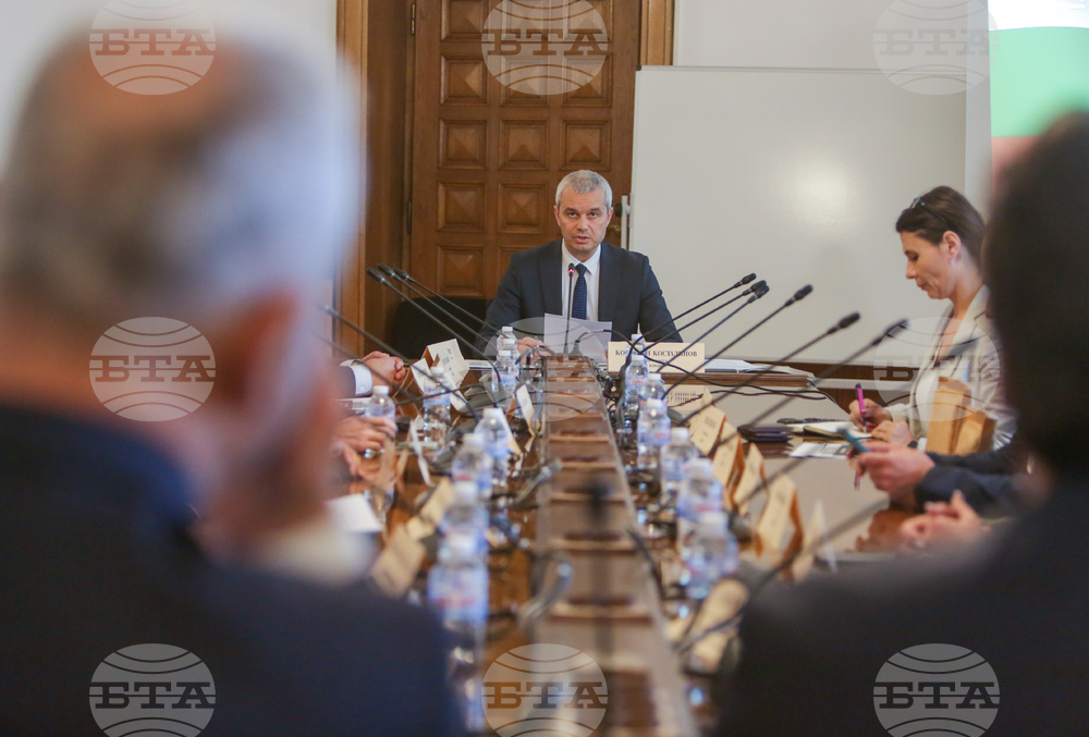 Парламент - Комисия по политиките за българите извън страната