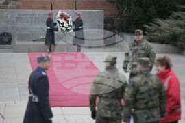 Трети март - Паметник на Незнайния воин