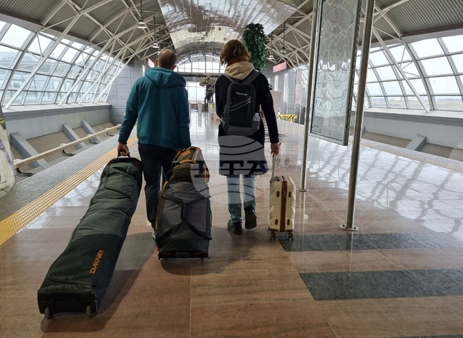 Пътуванията на българи в чужбина са с 4,4 на сто по-малко през март на годишна база, а при посещенията на чужденци у нас има ръст от 0,5 на сто, съобщи НСИ