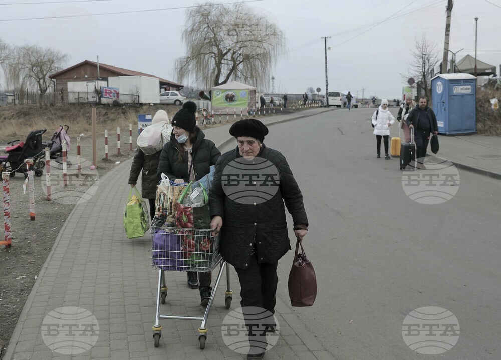 2704 бежанци от Украйна са влезли в Гърция до момента