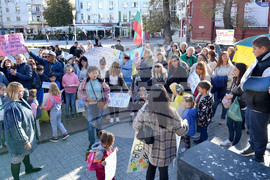 Варна - протест - украинци