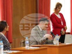 Снимка: Община Банско - Министър Илин Димитров по време на форума "БГ - ЗИМА 2022/2023", организирана от Българска телеграфна агенция с подкрепата на Община Банско. 