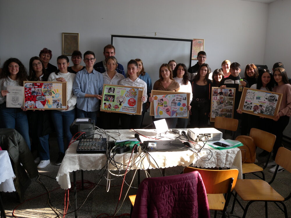 РУ-Разград финализира проект срещу агресията в училище