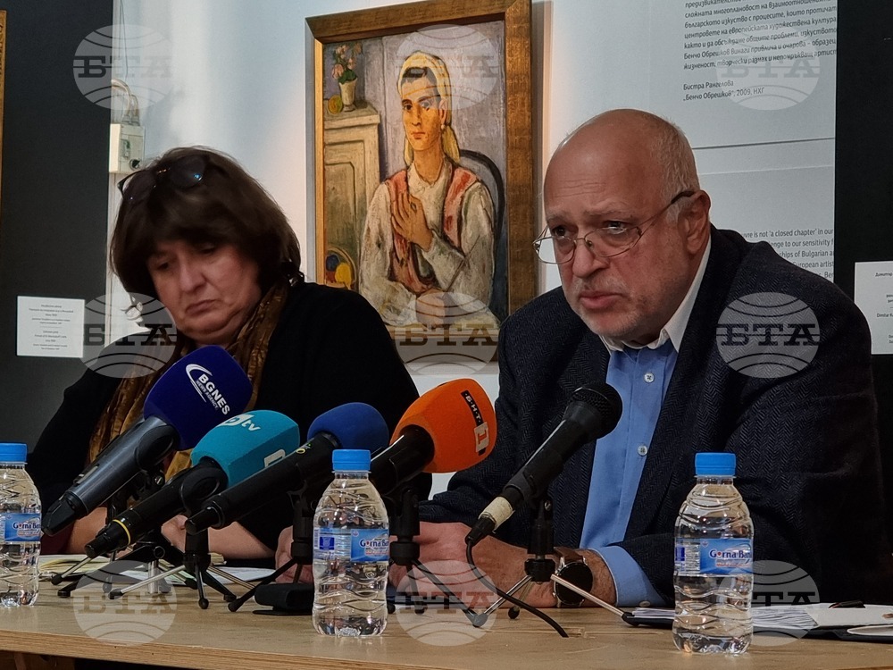Народният театър не бива да се превръща в кръжок по политически интерес, заяви министърът на културата