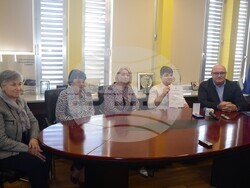 Снимка: Община Видин - Кметът на Видин награди ученик, спечелил златен медал по английски на международно състезание