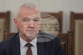 Парламент - комисия- заседание - Бисер Борисов