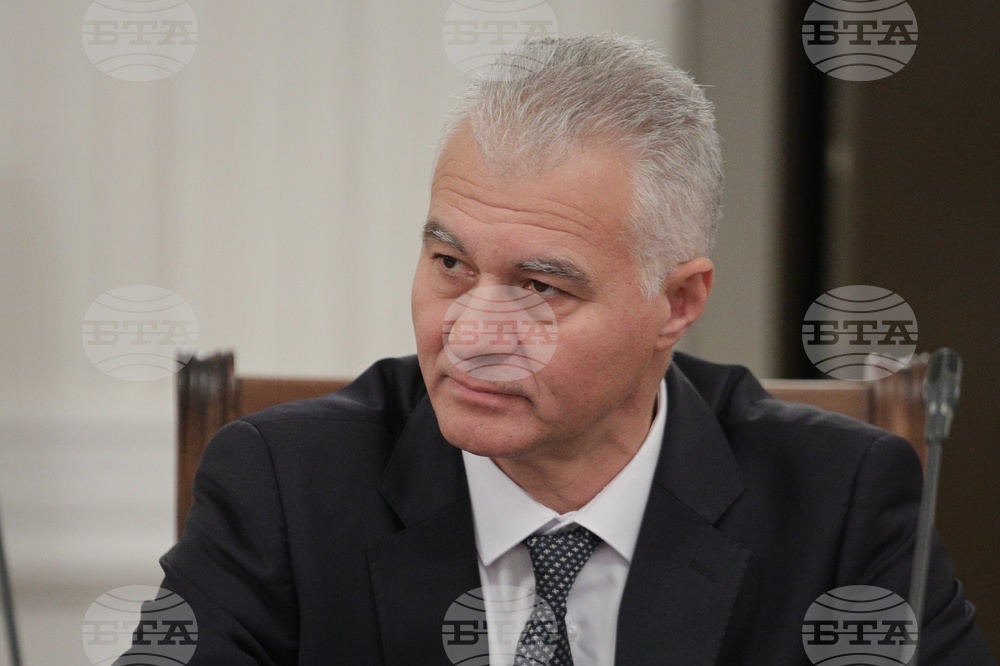 Парламент - комисия- заседание - Бисер Борисов