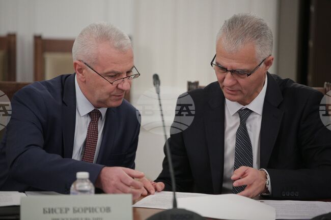 Парламент - комисия- заседание 