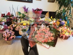 Снимка: Община Ловеч - букети