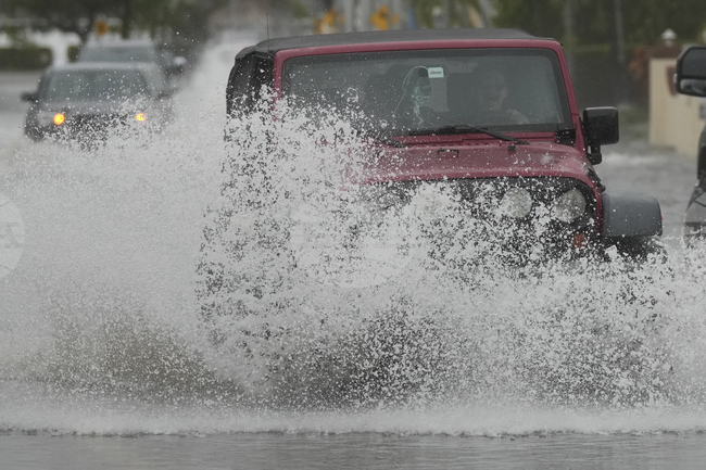 Проливни дъждове и градушка засегнаха райони на Косово