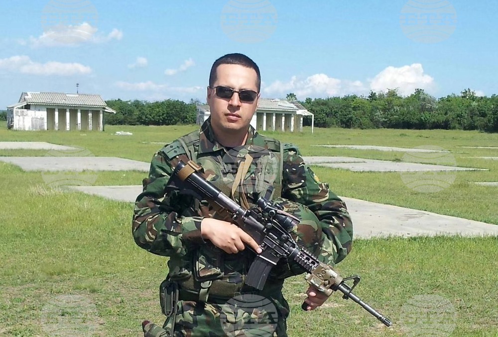 Наследник на участници във войните е първият носител на новоучредена награда на Националния военен университет във Велико Търново