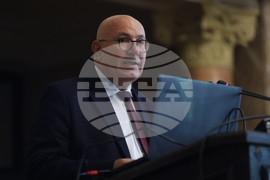 Софийски университет - дискусия за инвестициите в иновации на българските предприятия