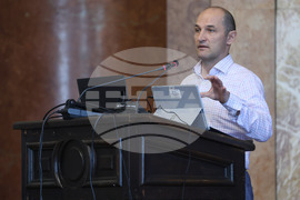 Софийски университет - дискусия за инвестициите в иновации на българските предприятия