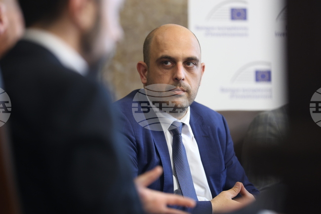 Деканът на Стопанския факултет на Софийския университет Атанас Георгиев: Искаме България да бъде отворена за повече чуждестранни студенти