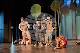 Перник - театрална постановка - „Дивия запад“