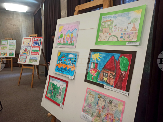  Шумен - конкурс - България в стих и рисунка